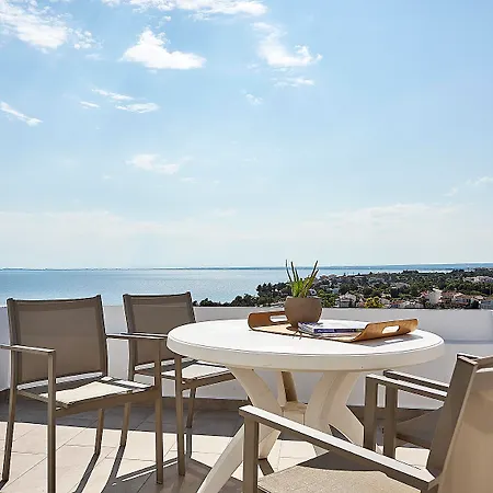 Glavas Resort
