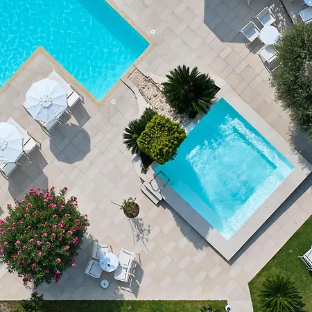 Glavas Resort