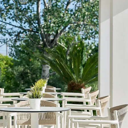 Glavas Resort 3*