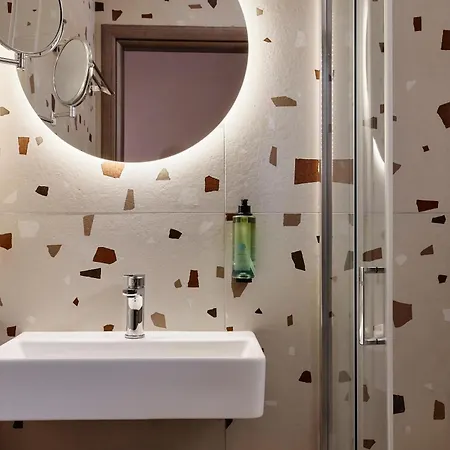 Glavas منتجع غيراكيني